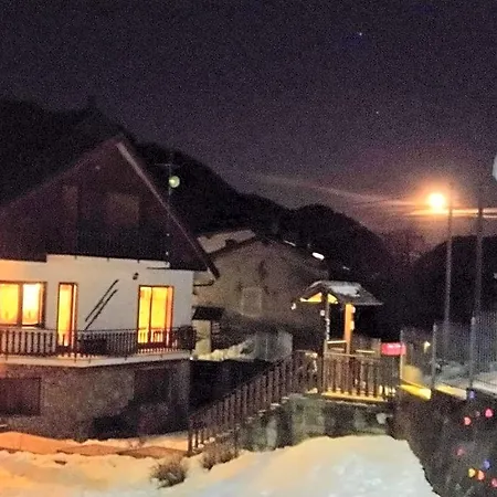Frühstückspension La Rocca Bianca 3*